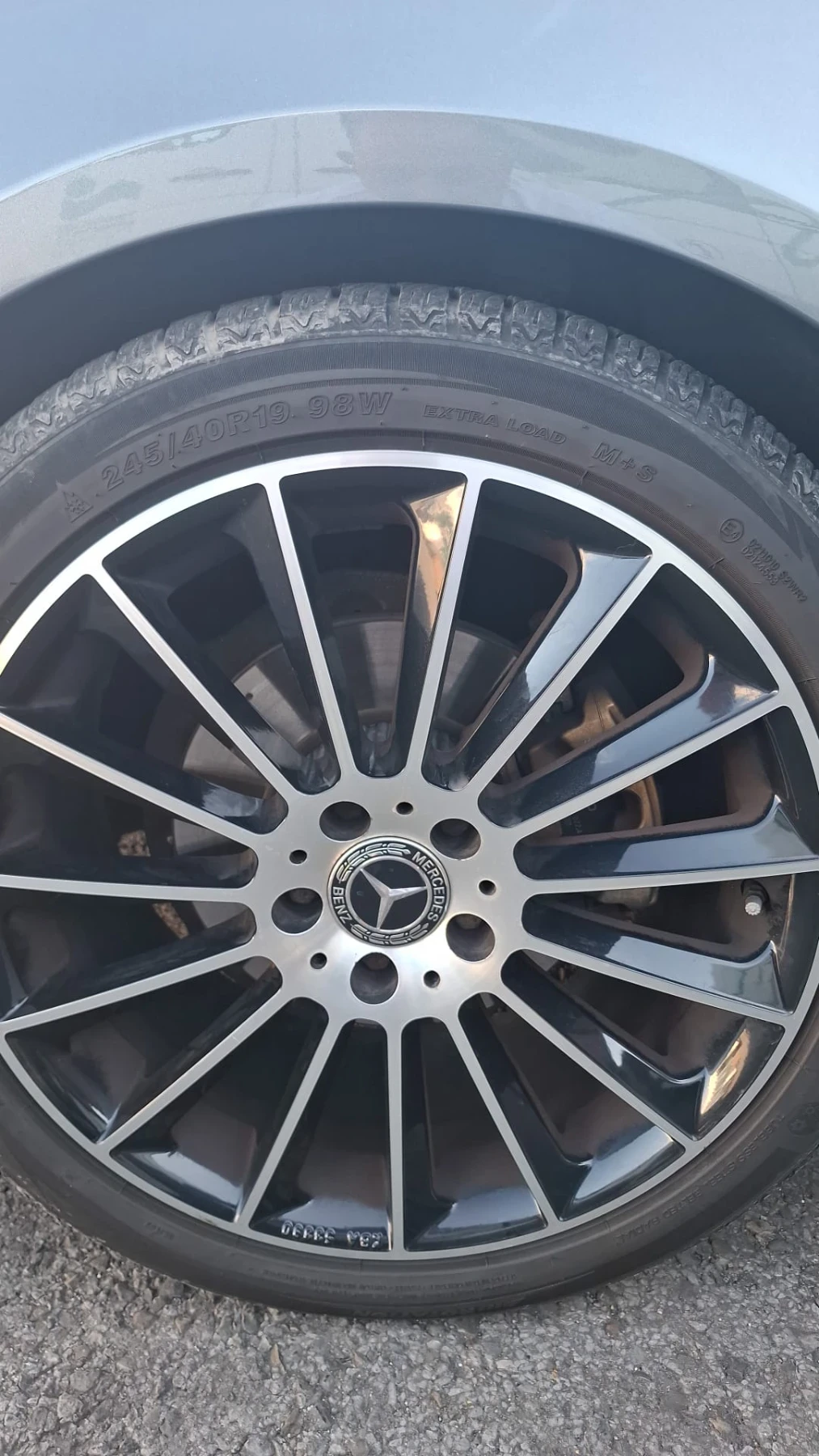 Mercedes-Benz E 220, снимка 3 - Автомобили и джипове - 56529157
