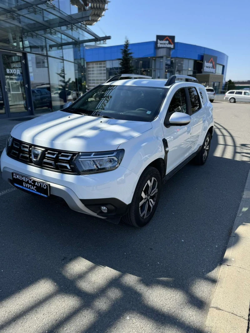 Dacia Duster 15 000 км. Заводска АГУ, снимка 2 - Автомобили и джипове - 46955799