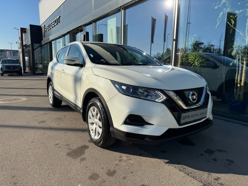 Nissan Qashqai 1.2Т 115к.с.,  Гаранция 12м/25000км., снимка 3 - Автомобили и джипове - 49010048