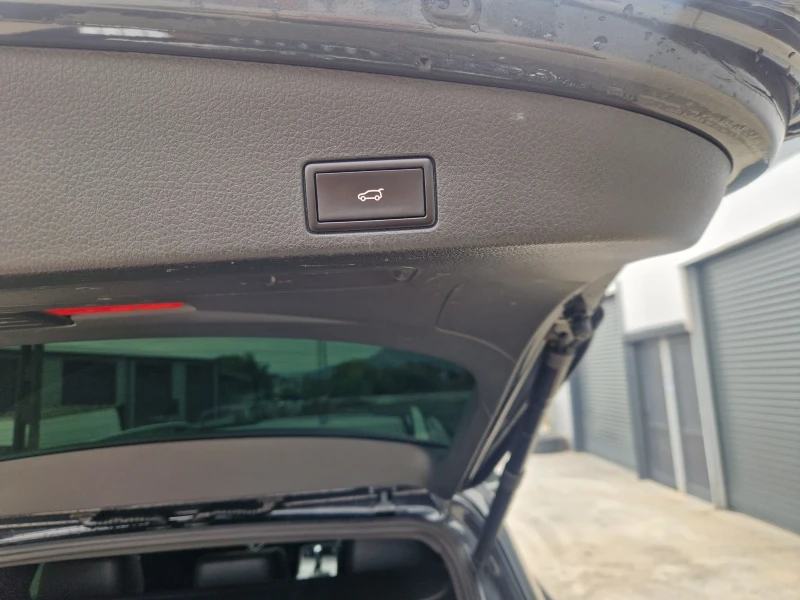 VW Touareg, снимка 14 - Автомобили и джипове - 52131426