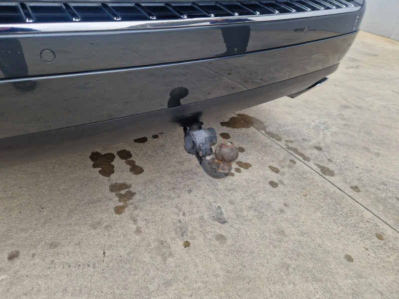 VW Touareg, снимка 15 - Автомобили и джипове - 52131426