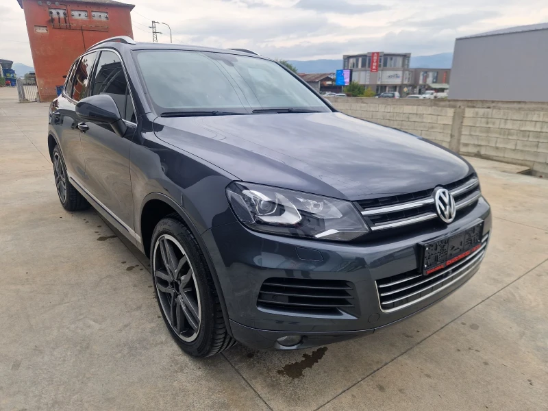 VW Touareg, снимка 2 - Автомобили и джипове - 52131426