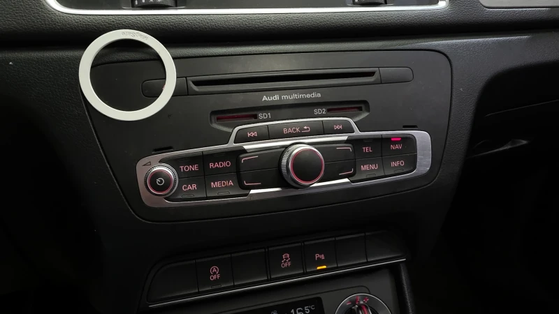 Audi Q3 30TDI QUATTRO autogeorge.com, снимка 14 - Автомобили и джипове - 52287048