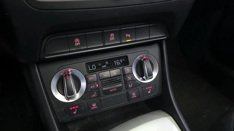 Audi Q3 30TDI QUATTRO autogeorge.com, снимка 15 - Автомобили и джипове - 52287048