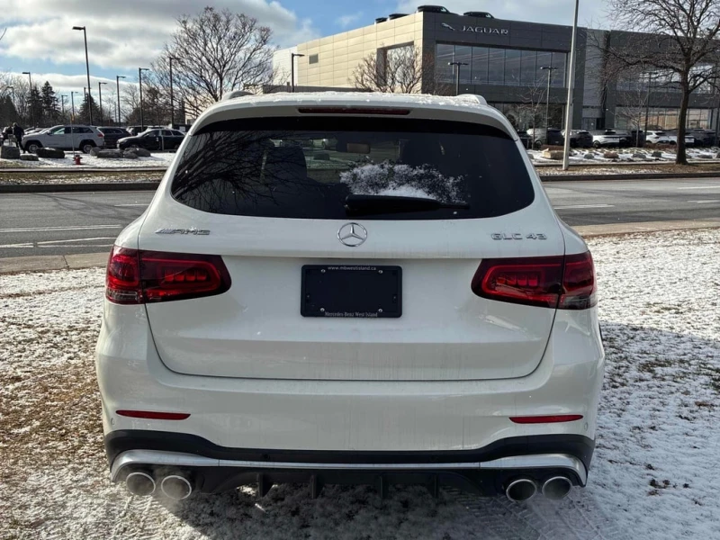 Mercedes-Benz GLC * AMG 43 * CARFAX * БЕЗ ПЪРВОНАЧАЛНА ВНОСКА, снимка 4 - Автомобили и джипове - 52630250