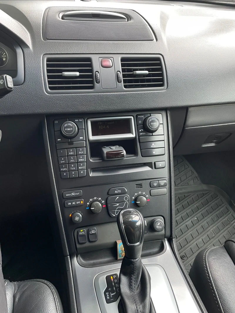 Volvo Xc90, снимка 7 - Автомобили и джипове - 52944856