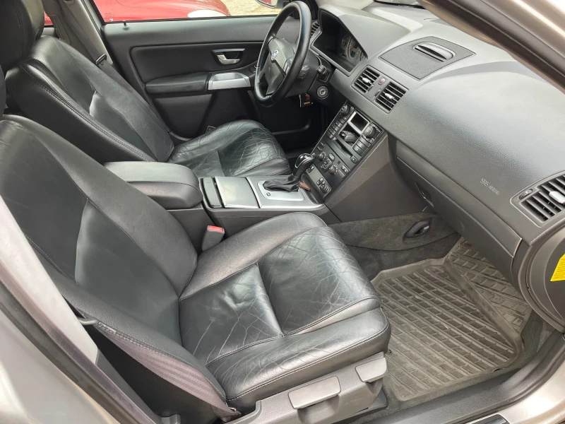 Volvo Xc90, снимка 5 - Автомобили и джипове - 52944856
