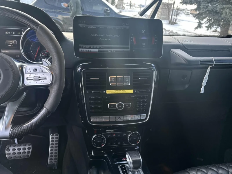 Mercedes-Benz G 63 AMG  CARFAX / DISTRONIC/NAVI, снимка 10 - Автомобили и джипове - 53496186