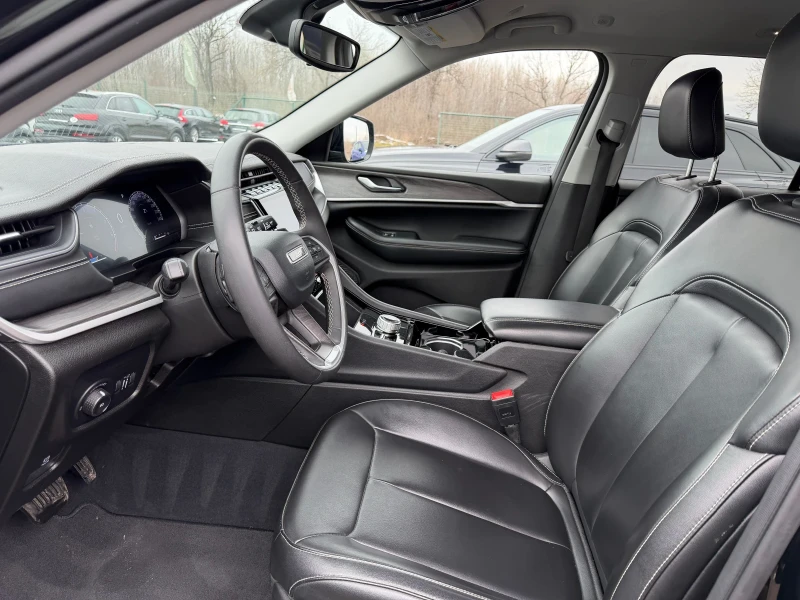 Jeep Grand cherokee 3.6 LIMITED AWD, снимка 16 - Автомобили и джипове - 53511294