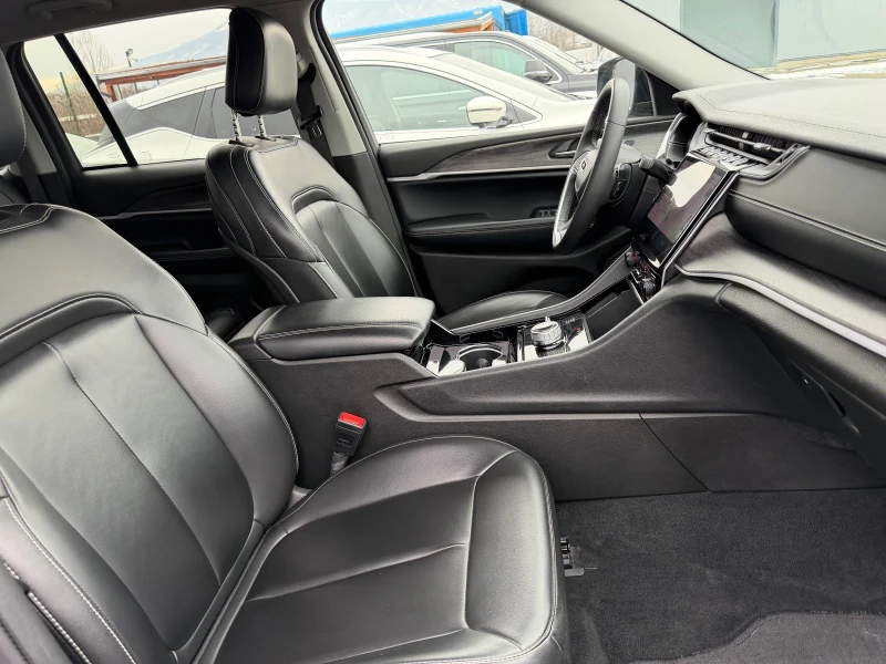 Jeep Grand cherokee 3.6 LIMITED AWD, снимка 10 - Автомобили и джипове - 53511294