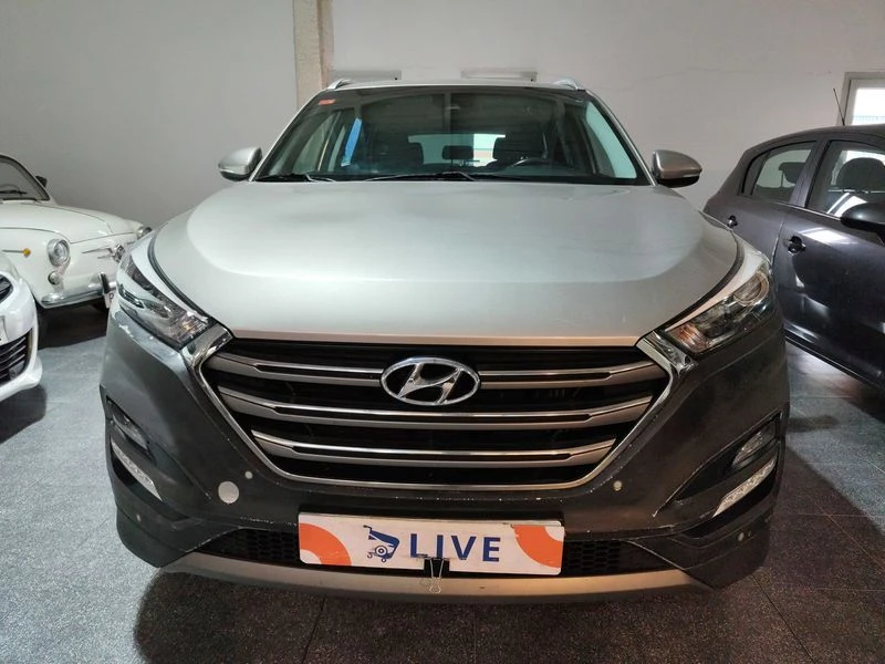 Hyundai Tucson, снимка 5 - Автомобили и джипове - 53011025