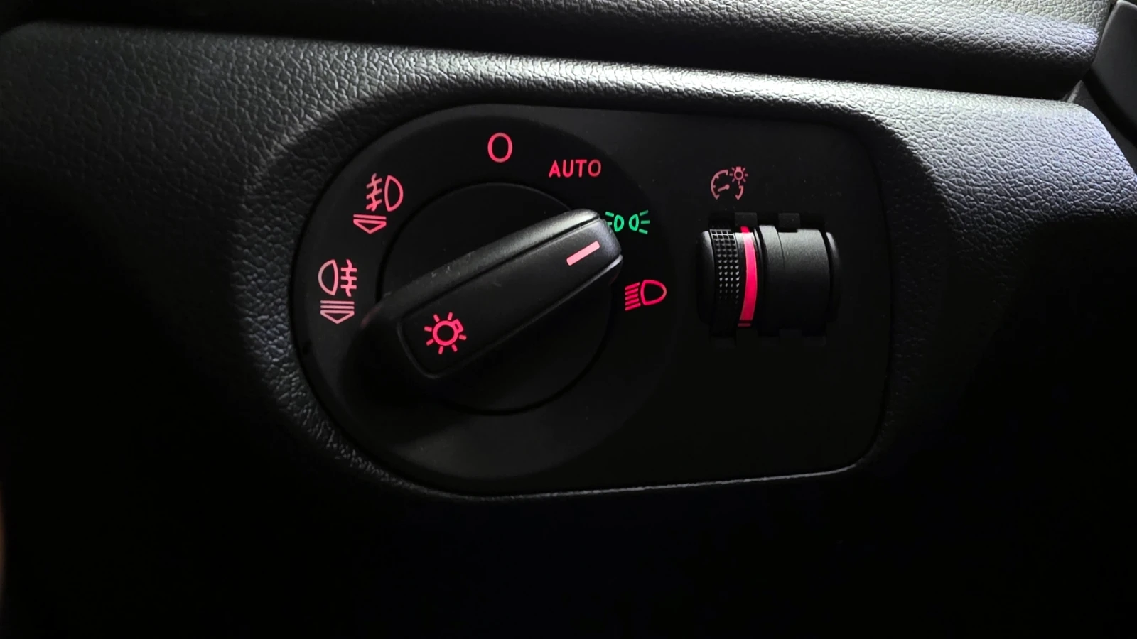 Audi Q3 30TDI QUATTRO  | Mobile.bg   16