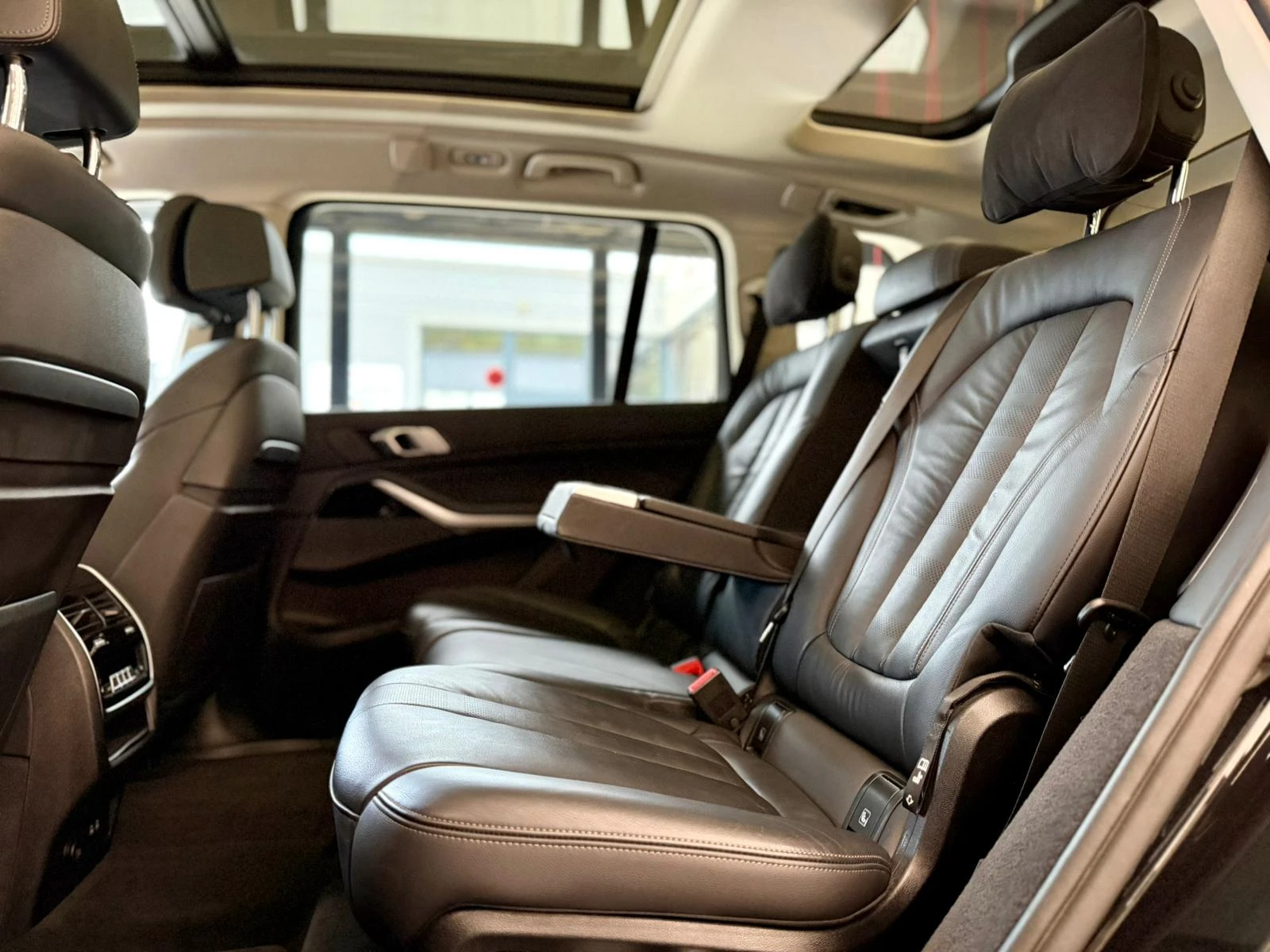 BMW X7 xDrive 40i* ������* BMW LED* 7-������* Harman | Mobile.bg � ����������� 14