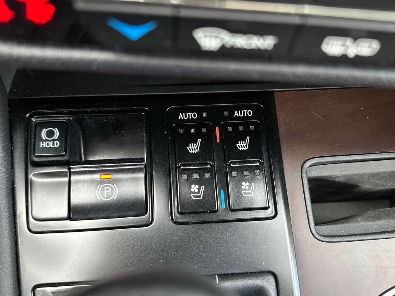 Lexus RX 450h CARFAX, снимка 15 - Автомобили и джипове - 53827346