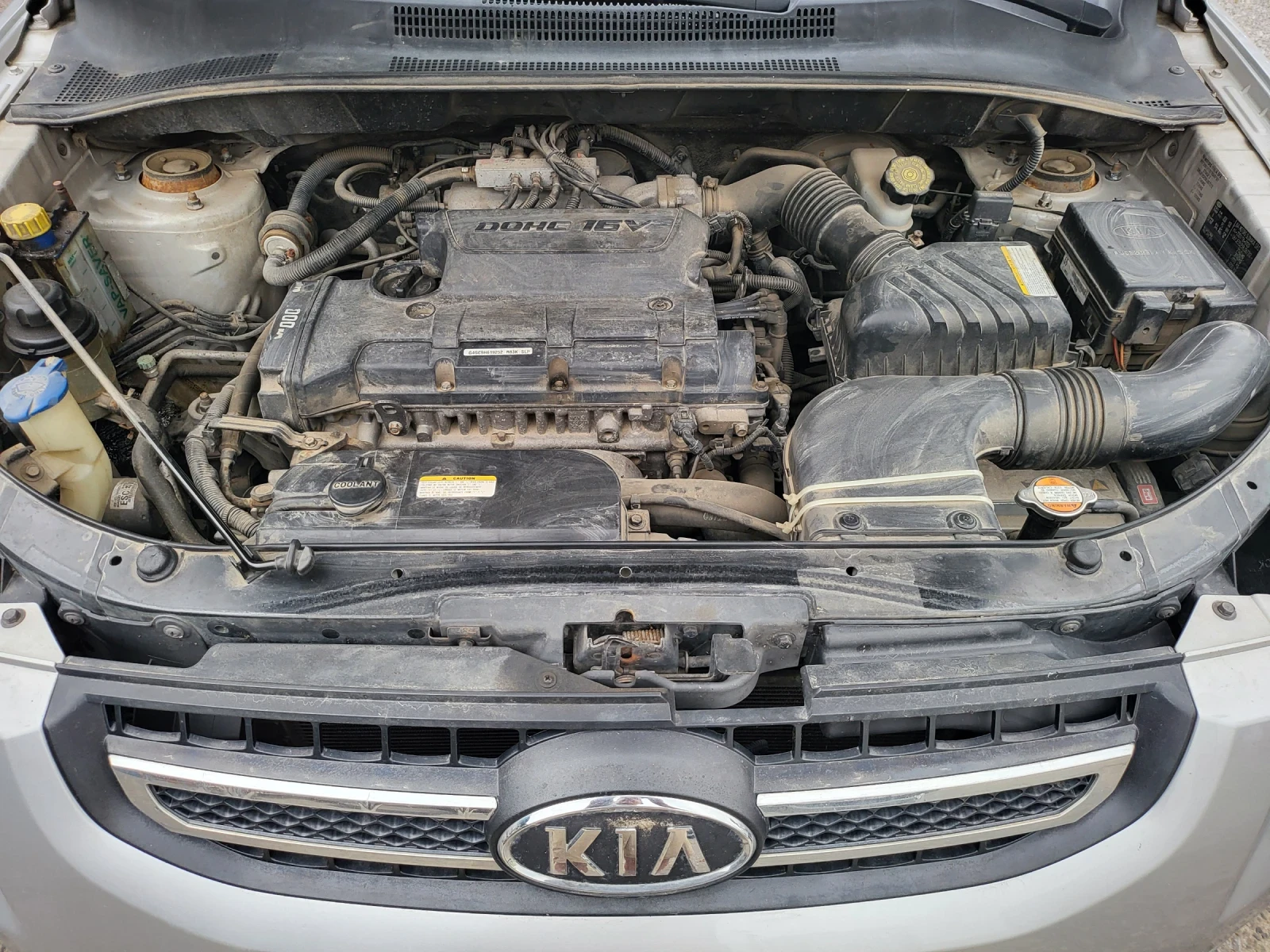 Kia Sportage 2.0I GPL facelift, снимка 14 - Автомобили и джипове - 55006733