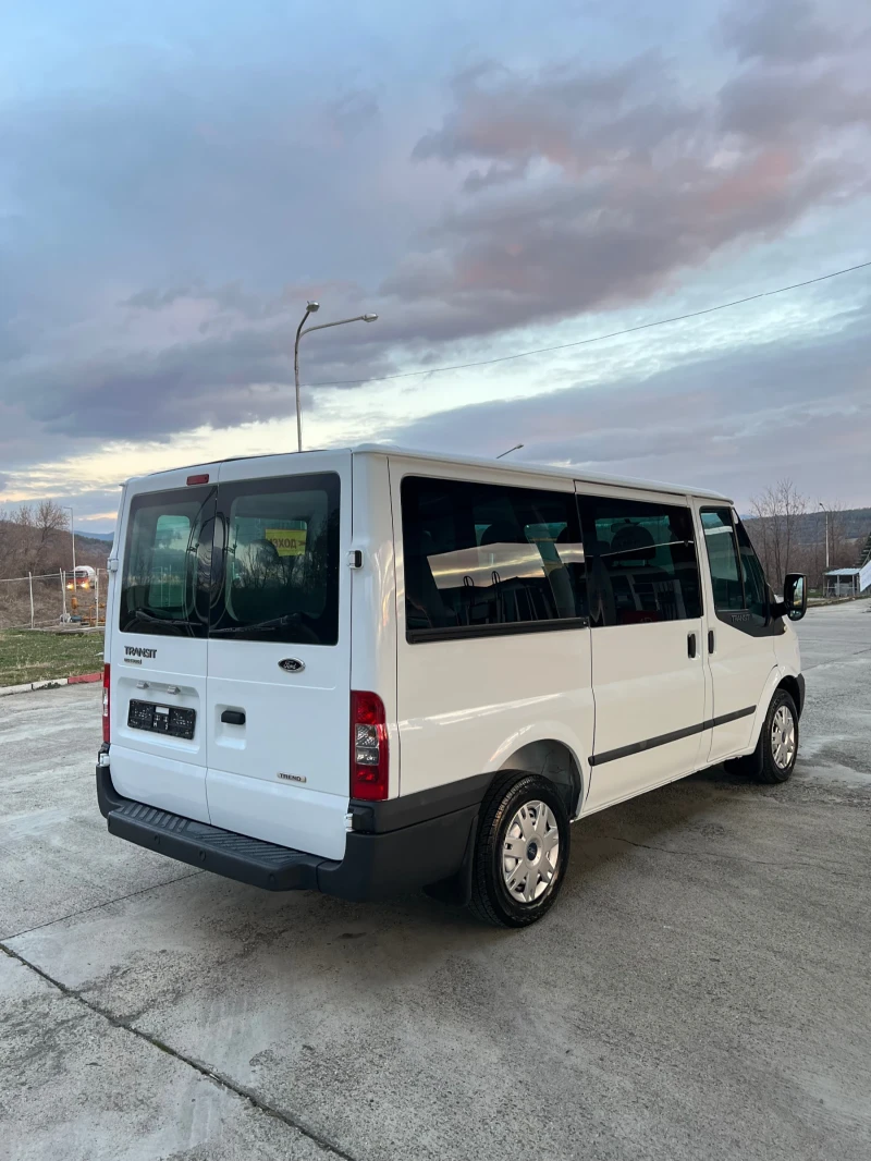 Ford Transit 2.2 125кс Euro 5 , Климатик , 9 Места , 6 Скорости, снимка 6 - Бусове и автобуси - 48983790