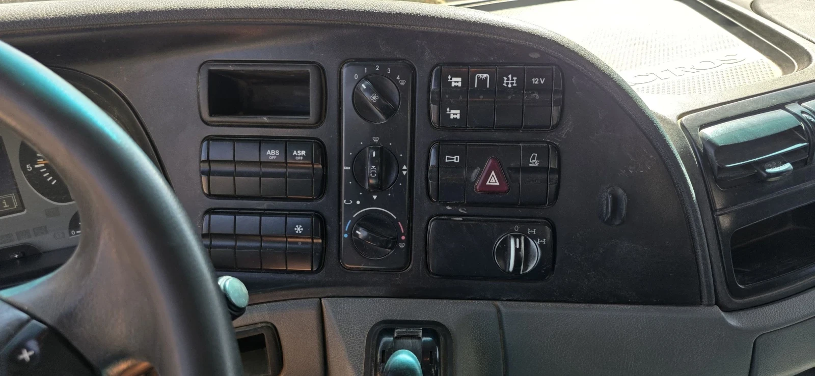 Mercedes-Benz Actros  - изображение 5