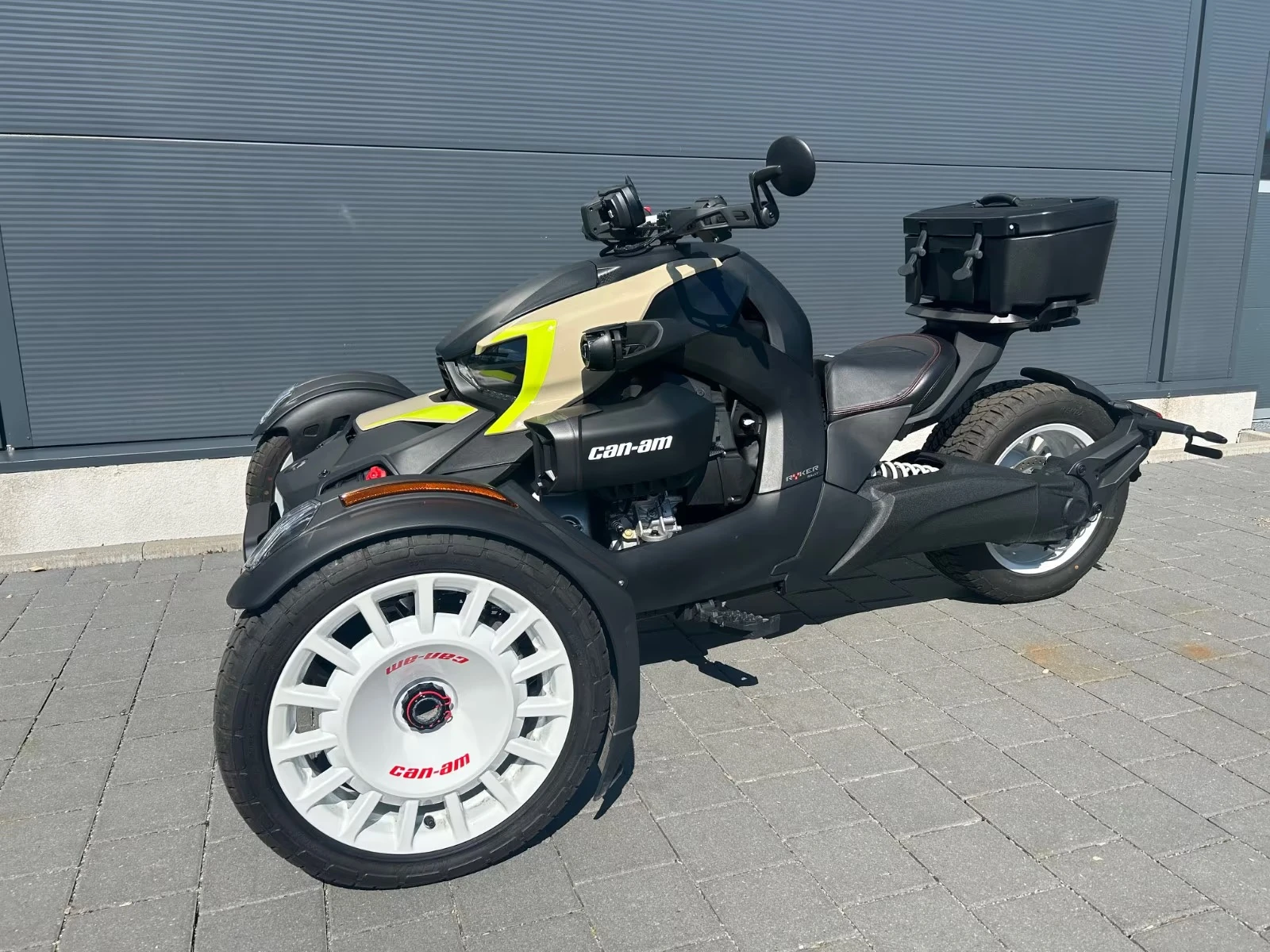 Can-Am Ryker RALLY/ AKRAPOVIĆ/ �������� | Mobile.bg � ����������� 4