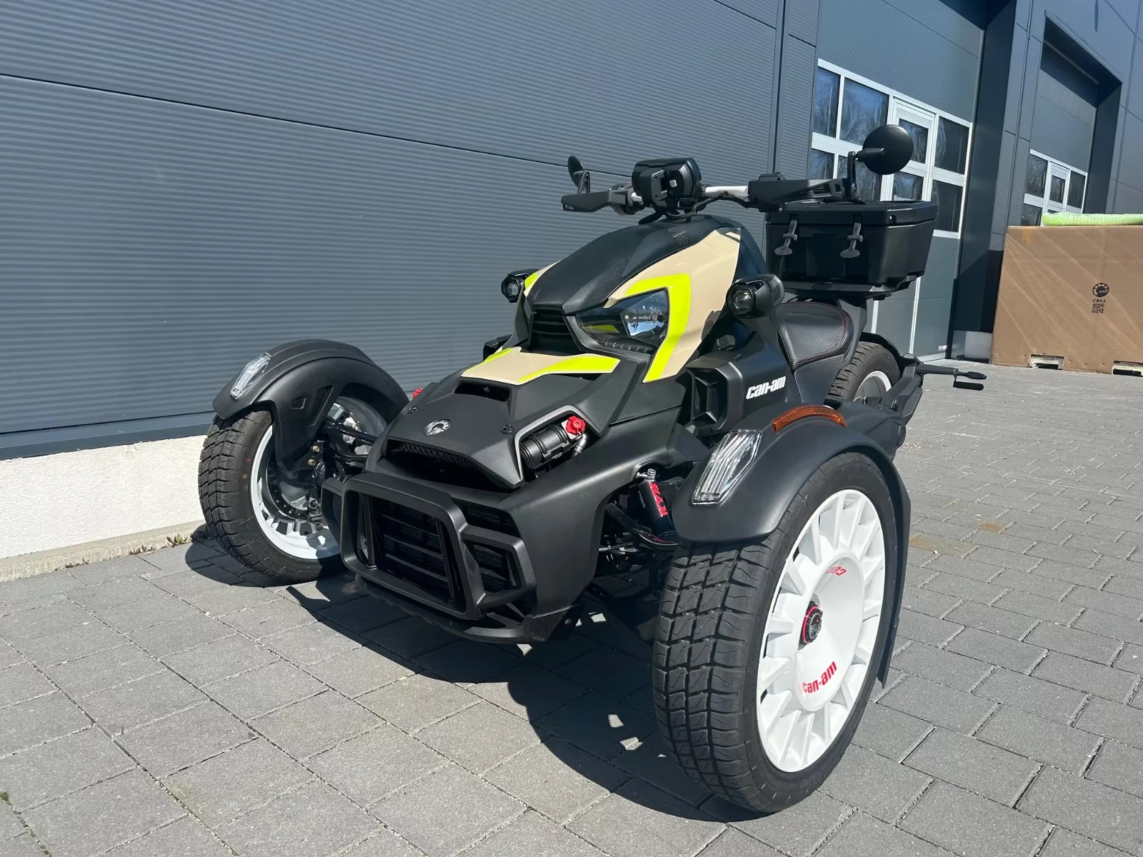 Can-Am Ryker RALLY/ AKRAPOVIĆ/ �������� | Mobile.bg � ����������� 2