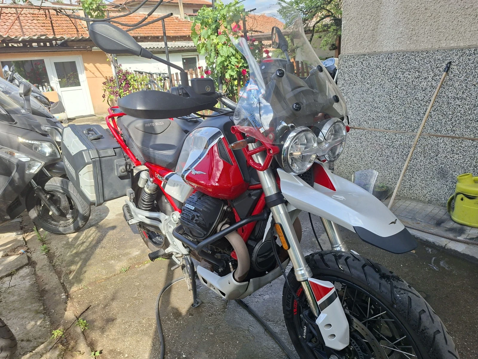 Moto Guzzi V V850TT  TRAVEL, снимка 2 - Мотоциклети и мототехника - 54890077