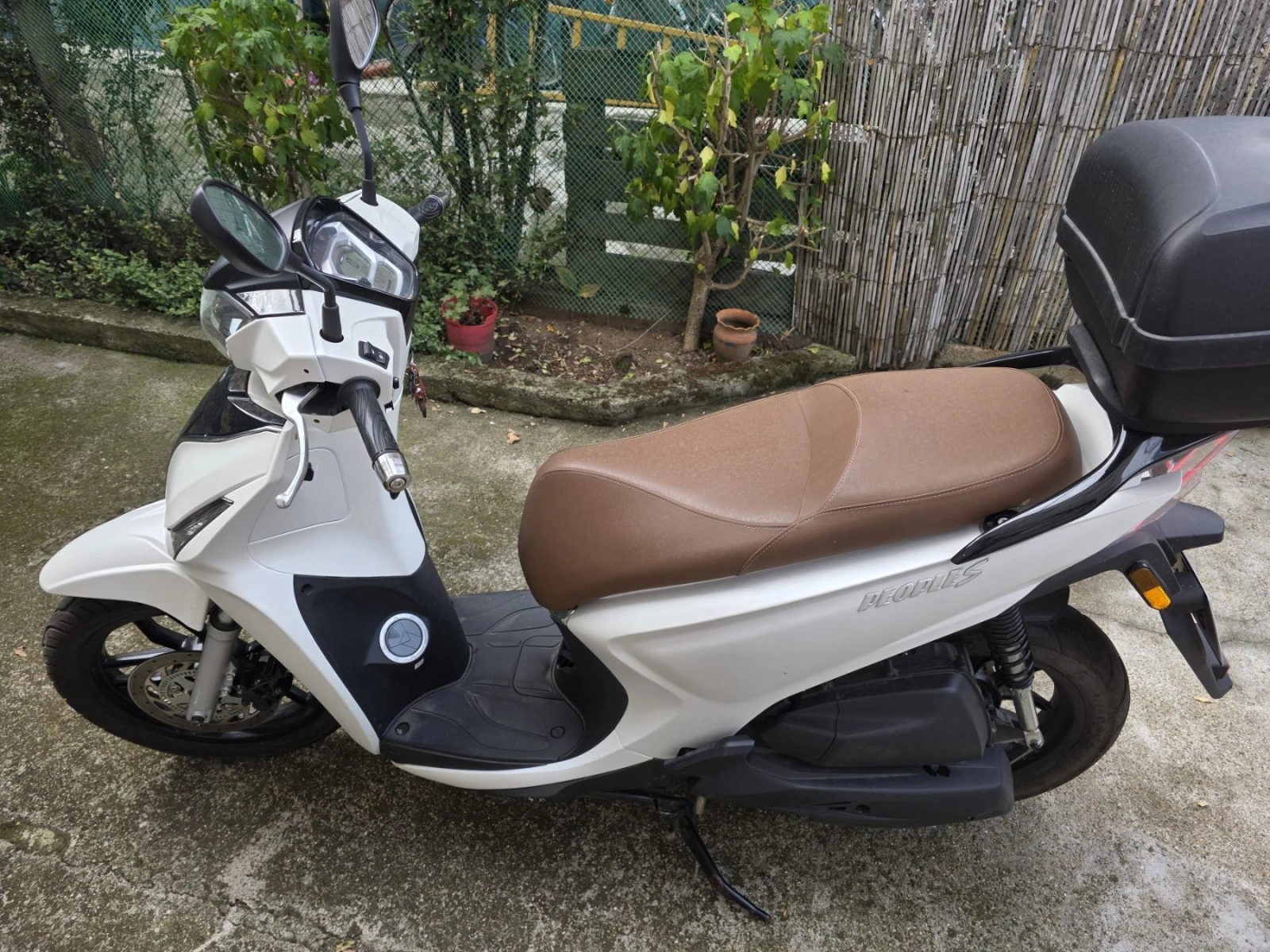 Kymco People 150 S, снимка 4 - Мотоциклети и мототехника - 56628388