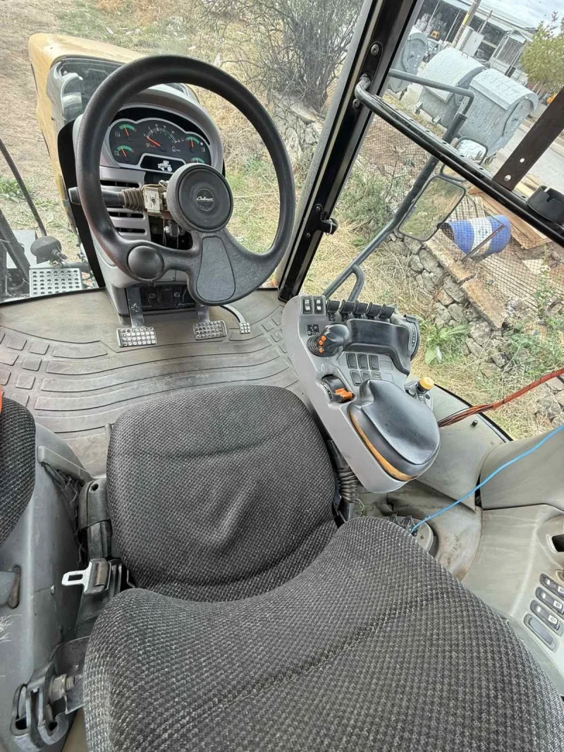 Трактор Challenger MT765, снимка 4 - Селскостопанска техника - 52485915