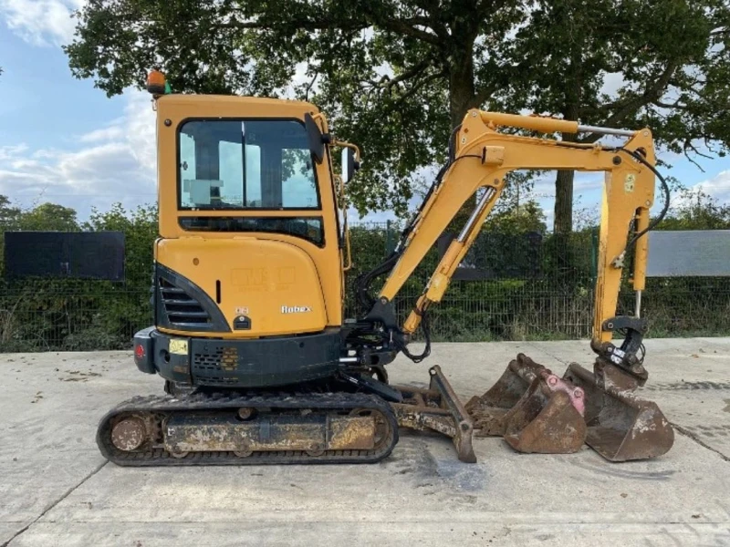 Багер Hyundai R25Z-9AK, снимка 4 - Индустриална техника - 48452118