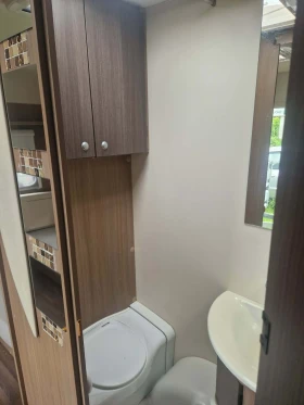 Каравана Burstner, снимка 5