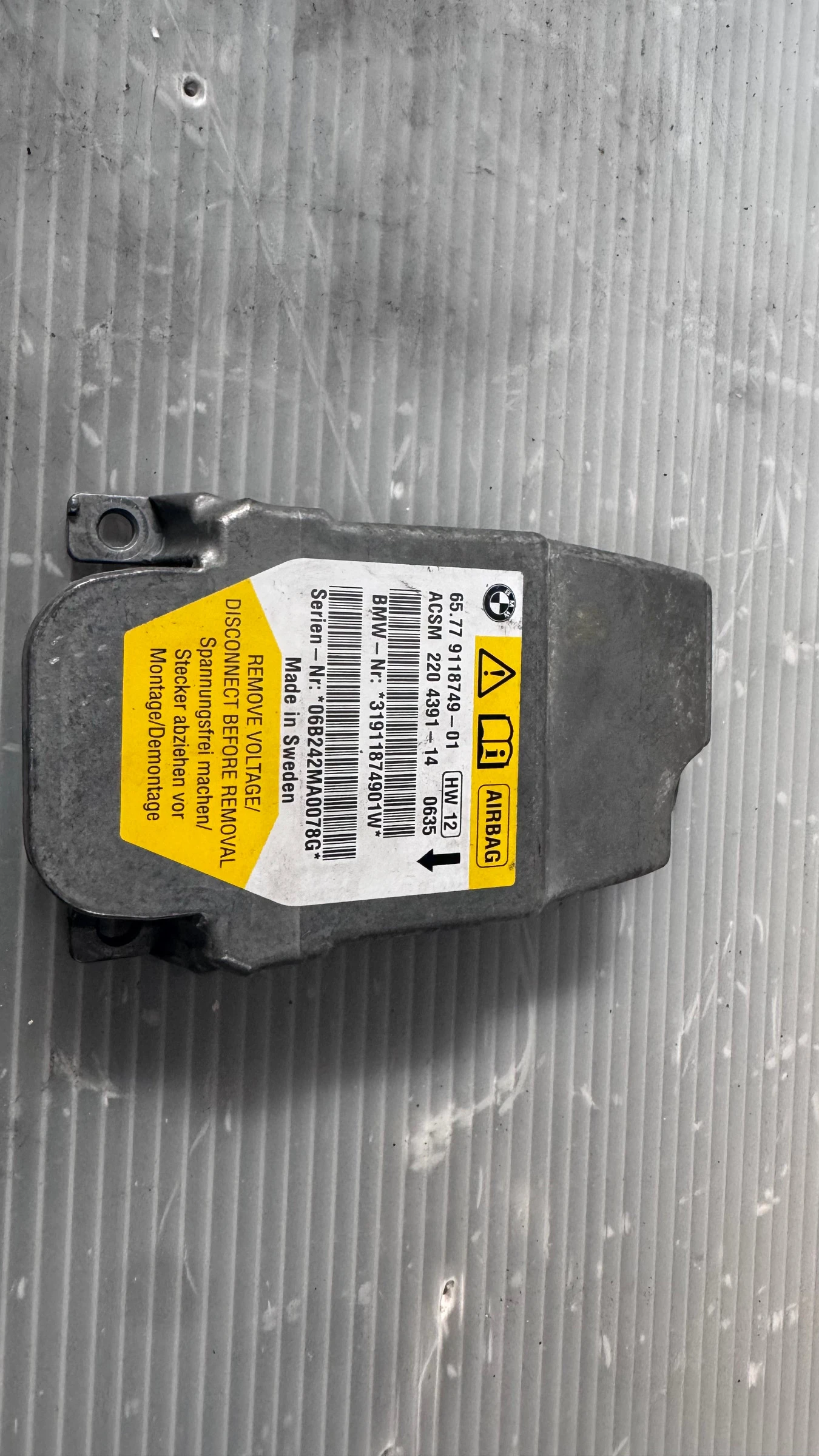 Airbag  /  /  a BMW E61 - 65.779118749-01 /  2204391-14 | Mobile.bg   2