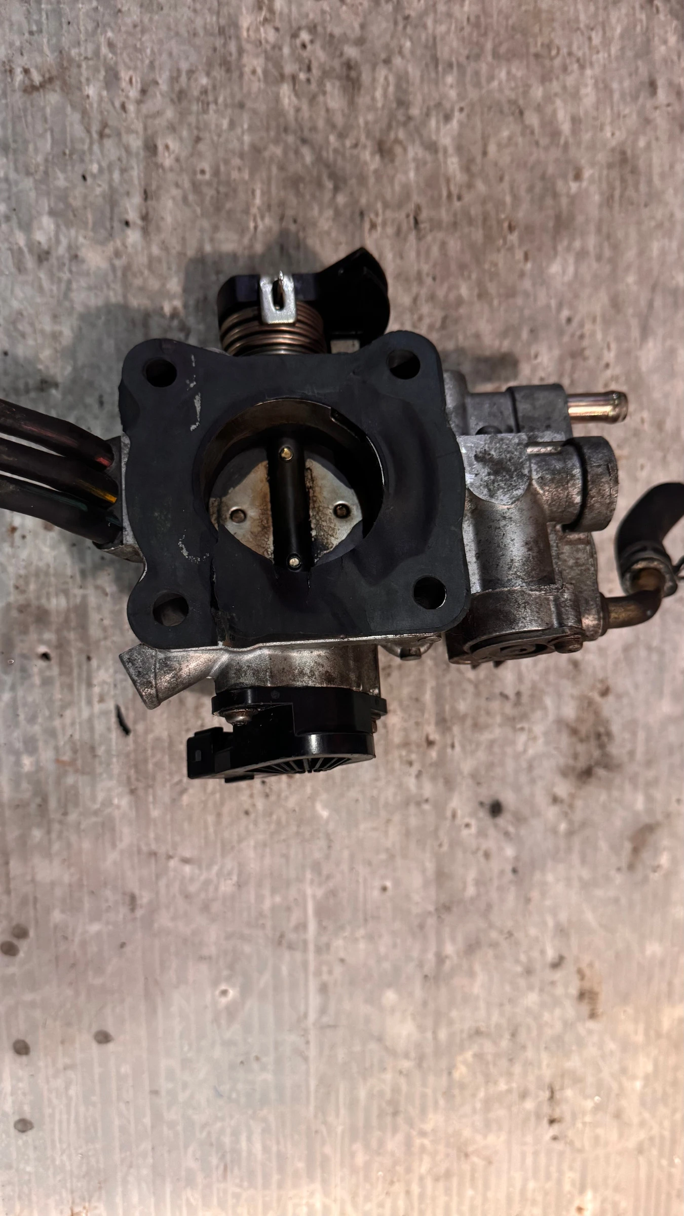 ��������� ����� �� Mitsubishi - AC46-323 / 073922 | Mobile.bg � ����������� 2