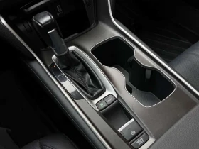 Honda Accord Touring | HUD | Vented Seats | ФИНАНСИРАНЕ, снимка 11