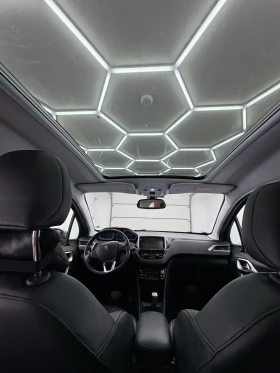 Peugeot 2008 Панорама / Подгреви, снимка 15