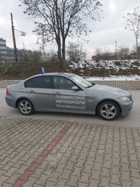 BMW 318 Седан, снимка 12