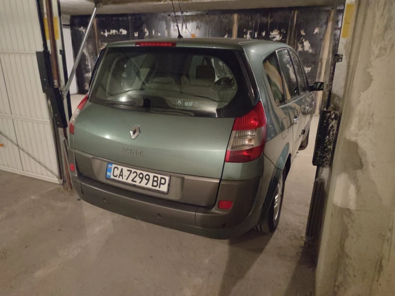 Renault Scenic 6+ 1, снимка 7 - Автомобили и джипове - 47345482