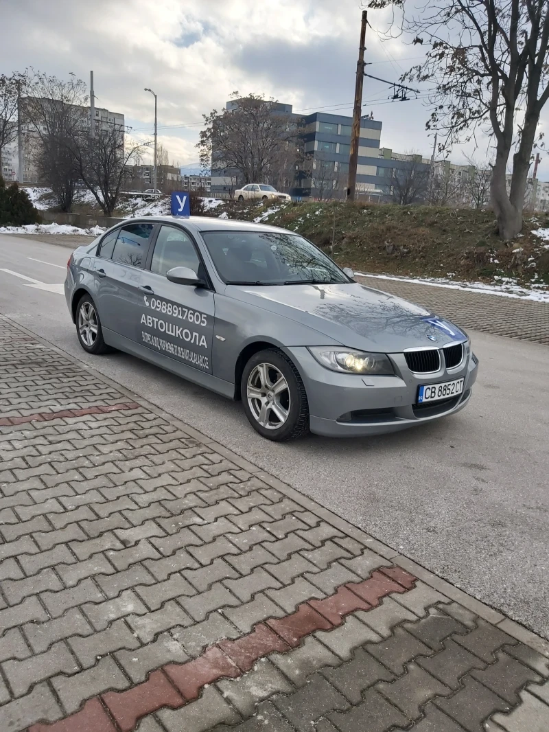 BMW 318 Седан, снимка 14 - Автомобили и джипове - 48683181