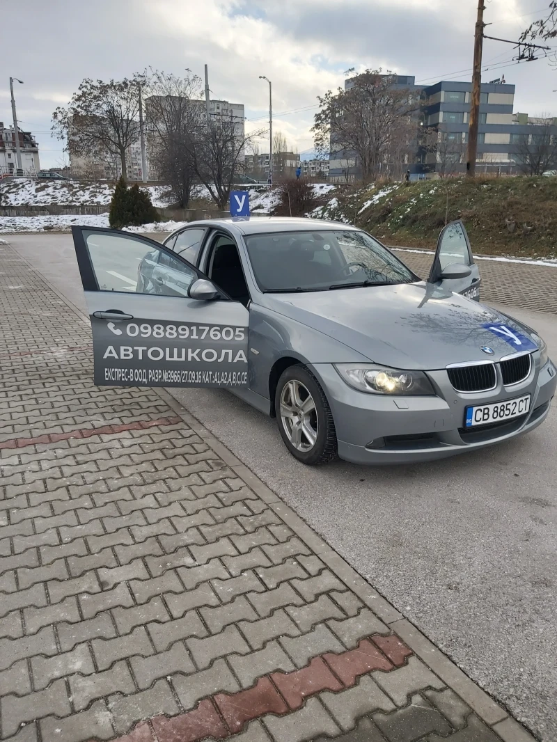 BMW 318 Седан, снимка 6 - Автомобили и джипове - 48683181