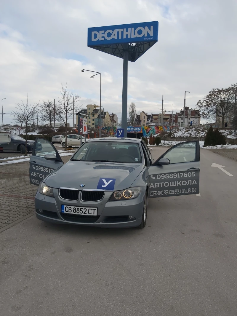 BMW 318 Седан, снимка 9 - Автомобили и джипове - 48683181