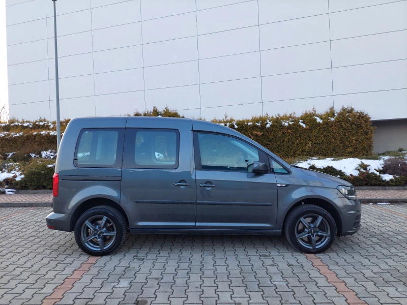 VW Caddy 2.0 TDI-150 ps.TOP FULL ШВЕЙЦАРИЯ, снимка 8 - Автомобили и джипове - 49276266