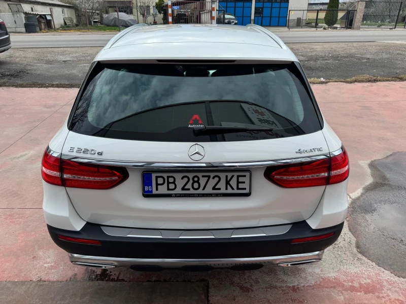 Mercedes-Benz E 220 * ALLTERRAIN* 4MATIC* 360CAMERA* , снимка 7 - Автомобили и джипове - 49633941