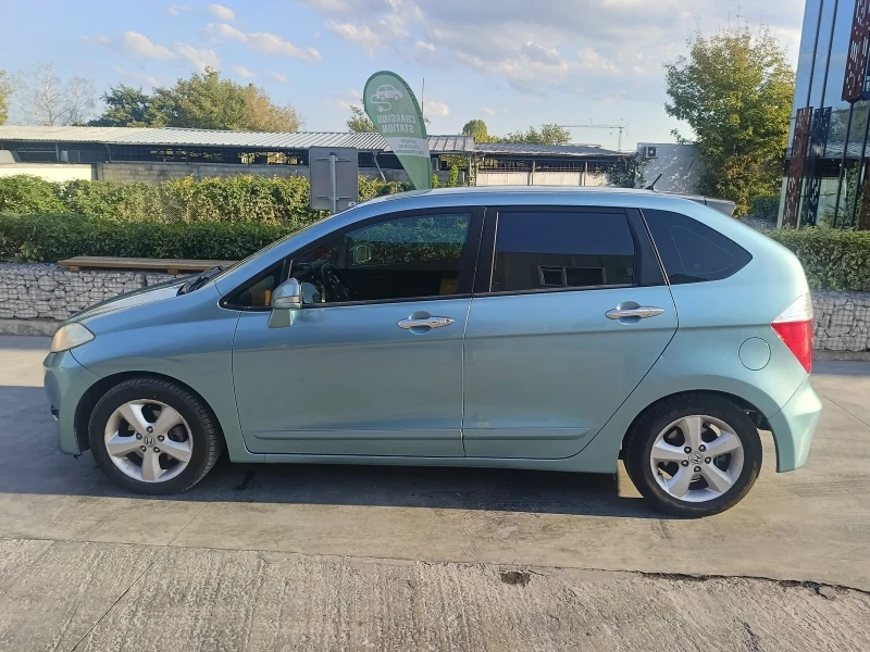 Honda Fr-v, снимка 5 - Автомобили и джипове - 52448295