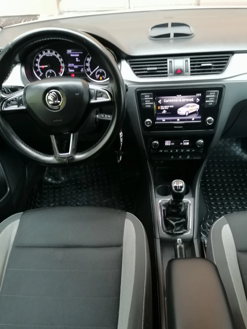 Skoda Rapid 1.6TDI EURO6 115 k.c., снимка 9 - Автомобили и джипове - 52495651