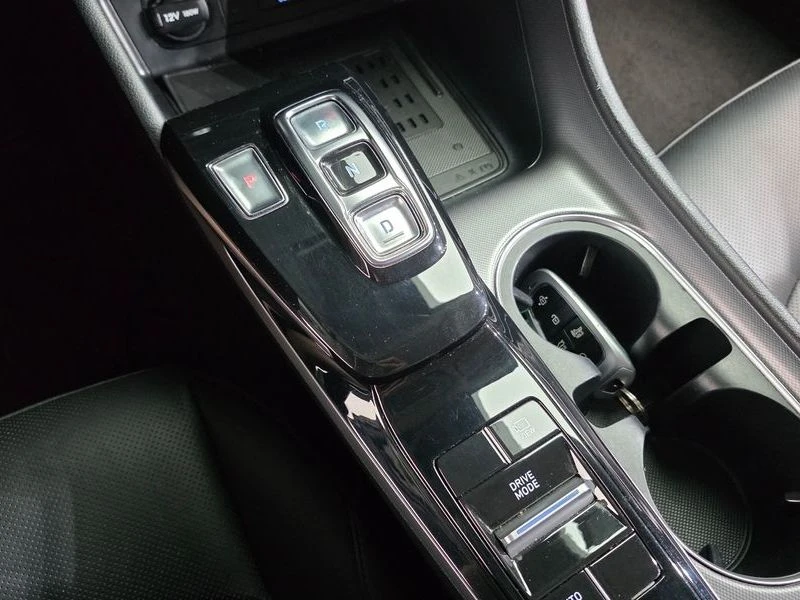 Hyundai Sonata 2.0 LPG| 152к.с., снимка 9 - Автомобили и джипове - 56181052
