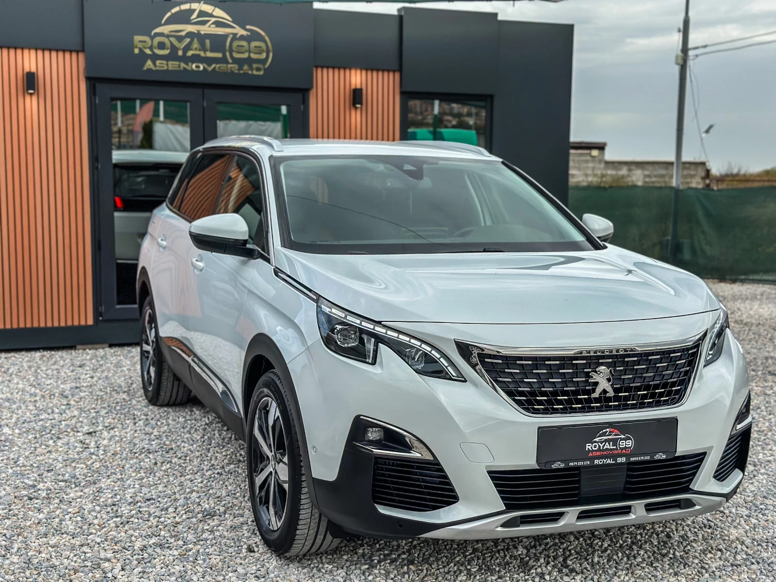 Peugeot 5008 ::GT LINE :: ОБСЛУЖЕНА:: 7 МЕСТНА:DISTRONIK - изображение 3