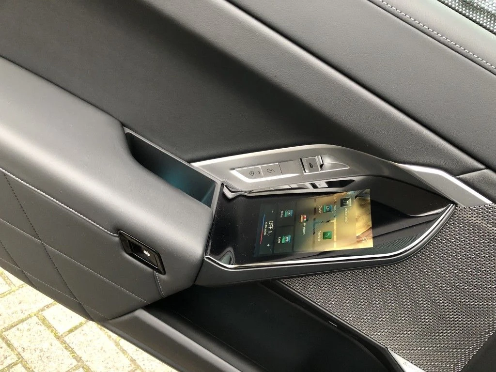 BMW 740 xDRIVE/M-SPORT/PANO/HUD/286HP/ICONIC-GLOW/ACC/688b | Mobile.bg   17