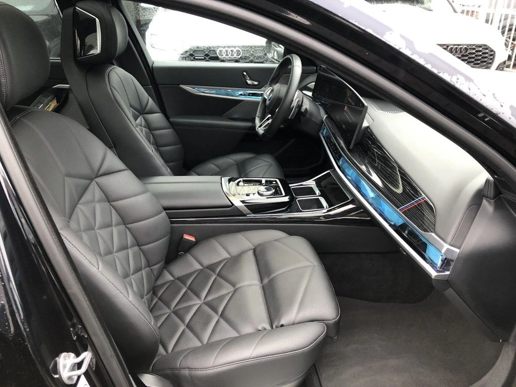 BMW 740 xDRIVE/M-SPORT/PANO/HUD/286HP/ICONIC-GLOW/ACC/688b | Mobile.bg   14