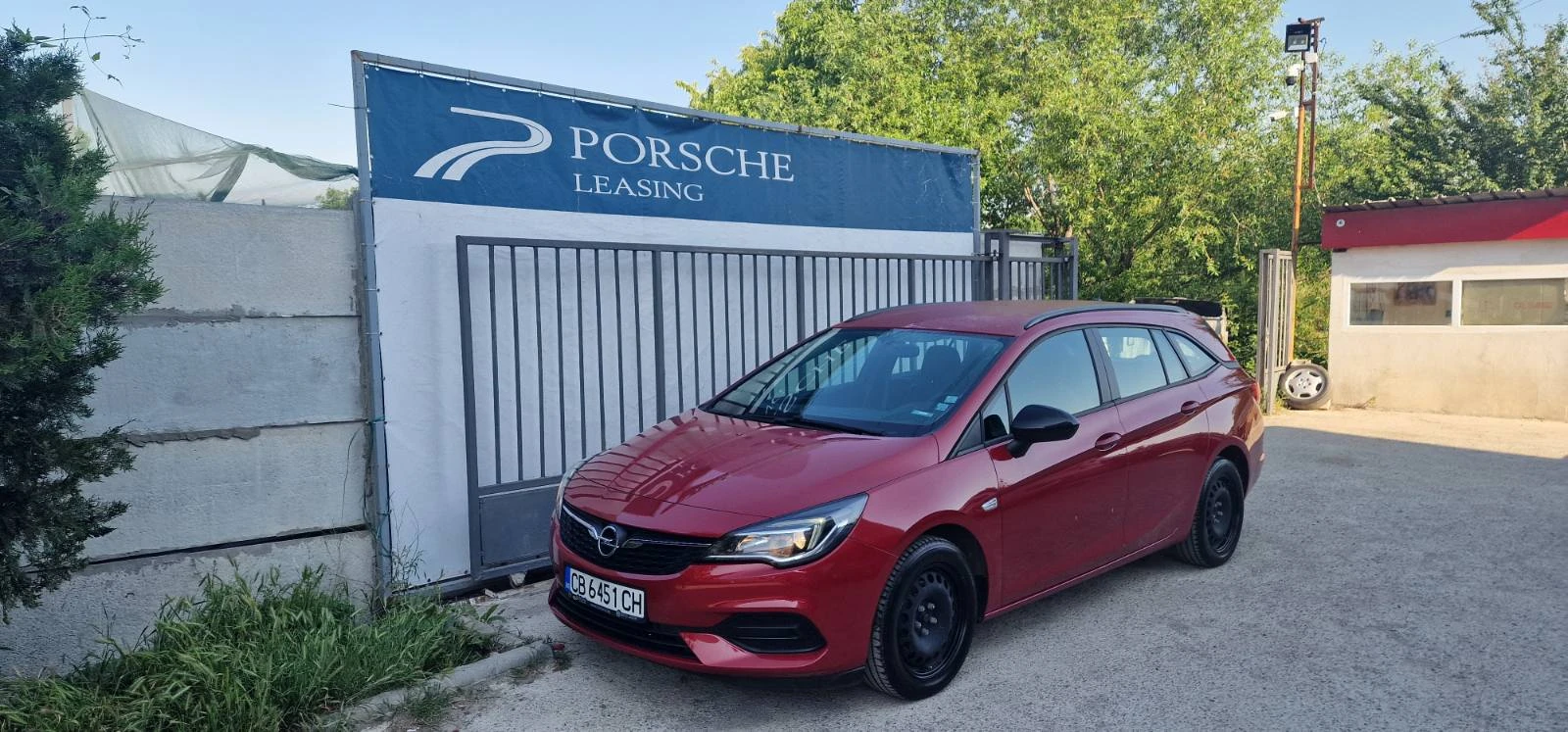 Opel Astra Sport Tourer 1.5 TDI - изображение 4