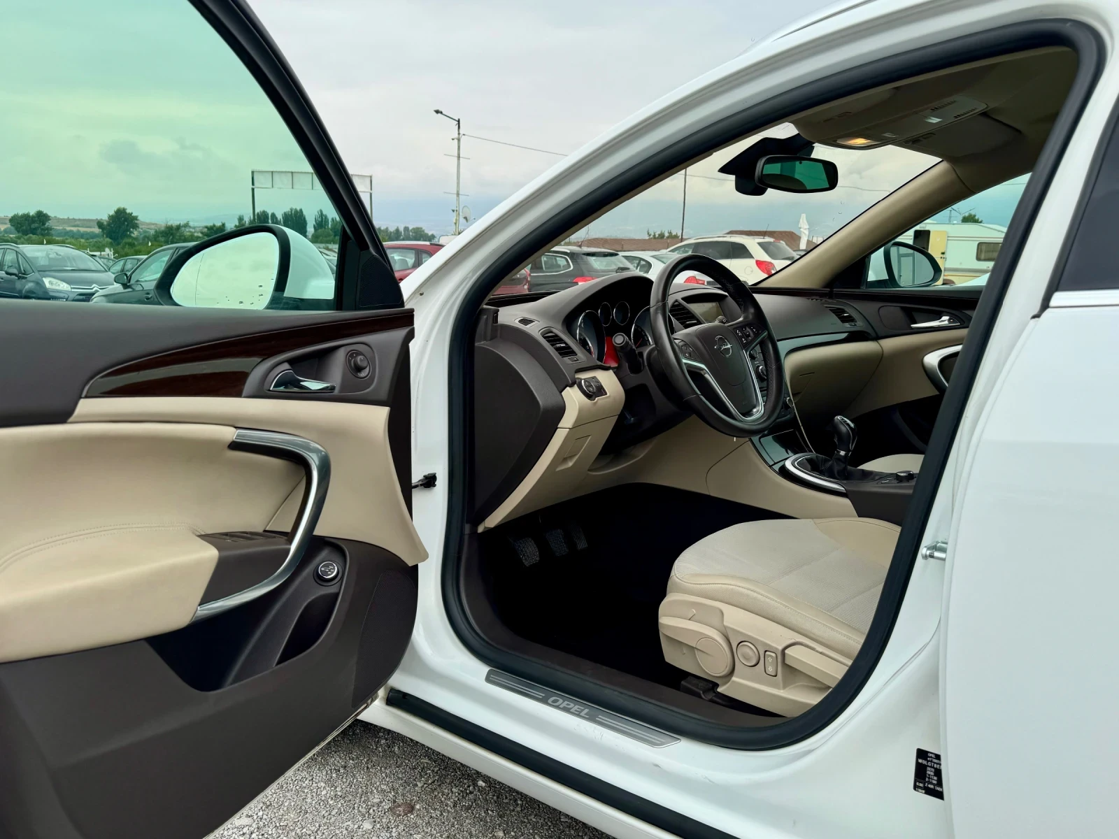 Opel Insignia 2.0CDTI/COSMO/XENON/NAVI/TOP/NEW - изображение 7
