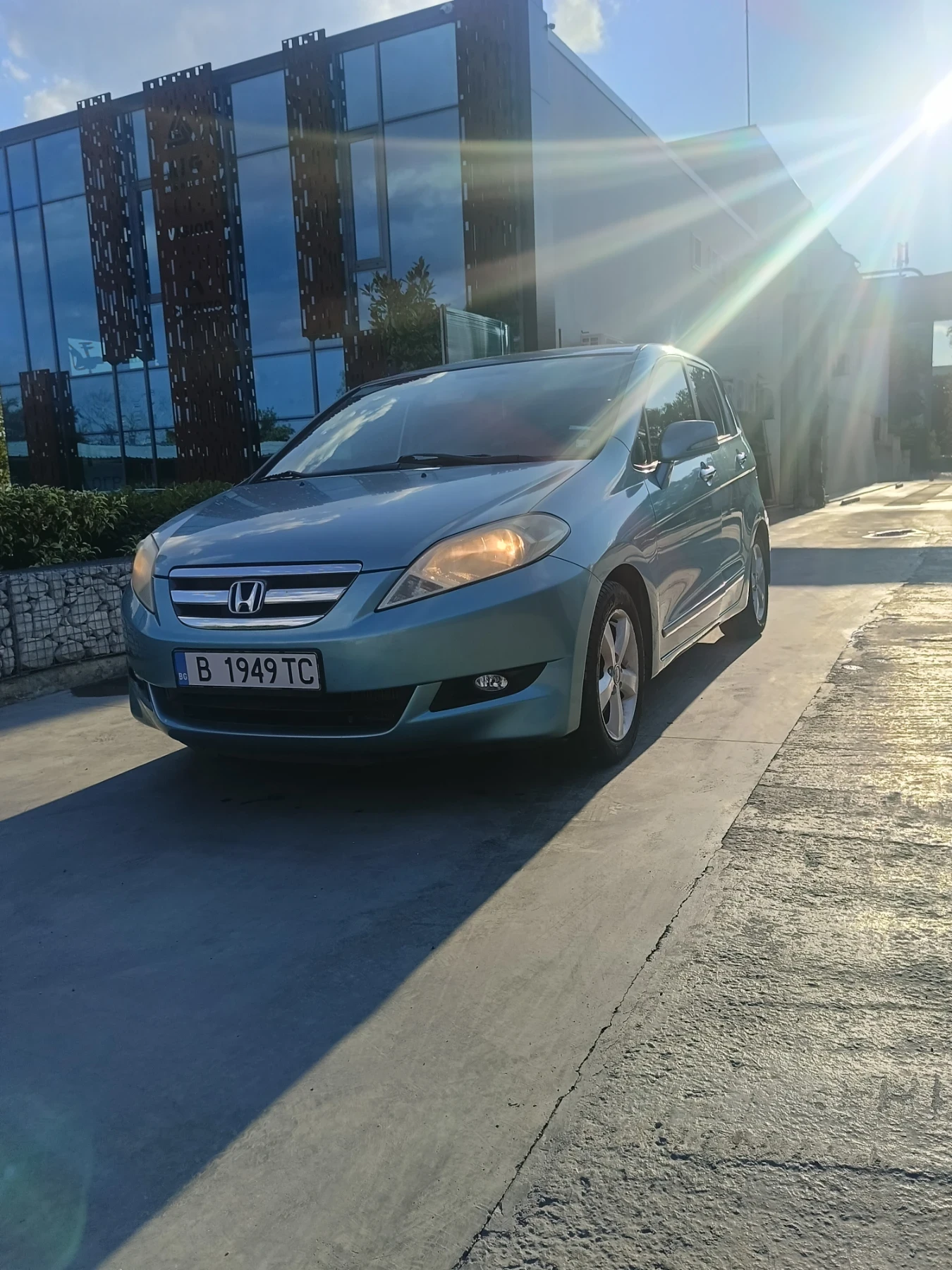 Honda Fr-v  - изображение 4
