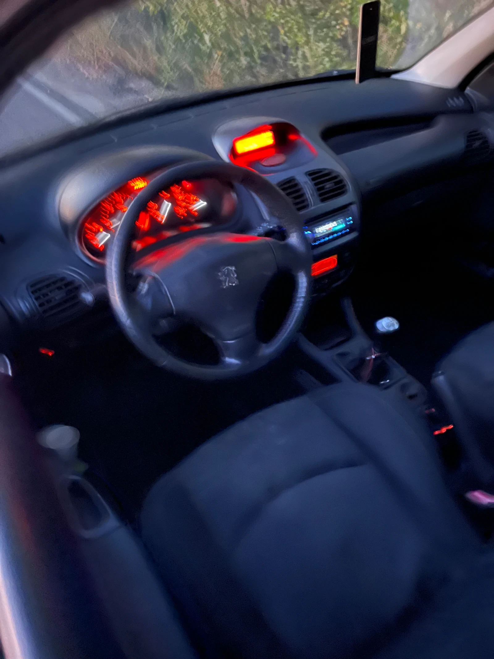 Peugeot 206 2.0 HDI - изображение 5