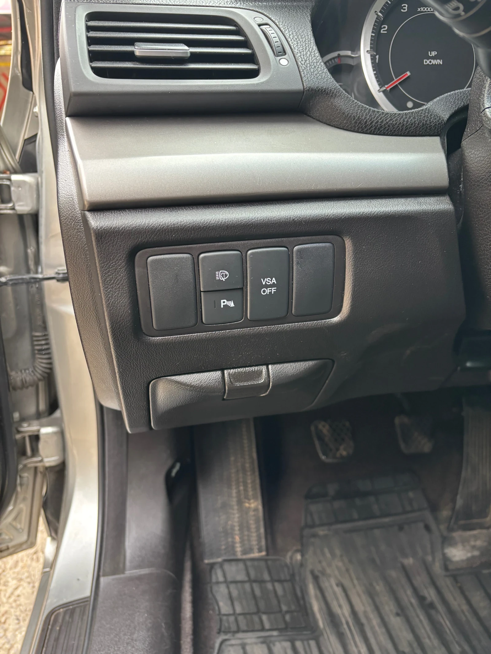 Honda Accord  - изображение 7